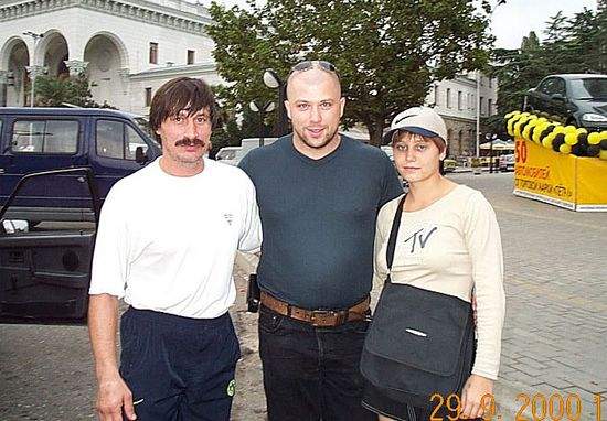 Павел Чернышёв со своей ученицей и Юрий Устинов
